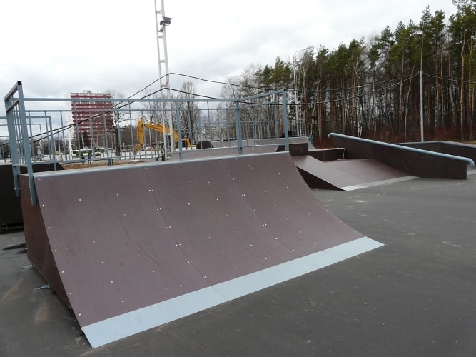 Скейт-парк в г.Московский (Новомосковский административный округ).
